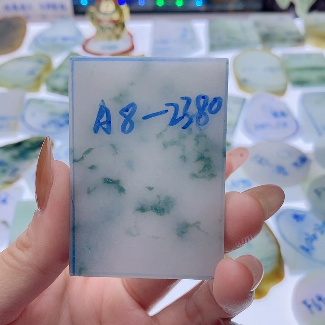 l***…定制翡翠未镶嵌定制翡翠未镶嵌