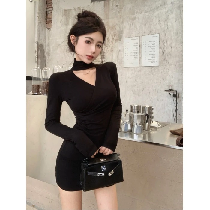 磨毛加绒半高领连衣裙女显身材短裙辣妹风收腰内搭交叉褶皱包臀裙