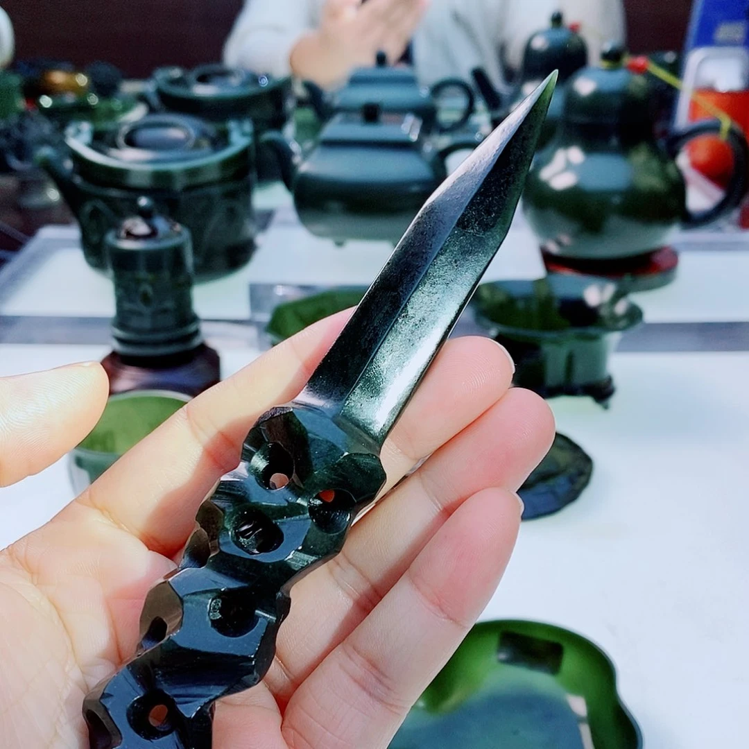 未镶嵌和田玉摆件