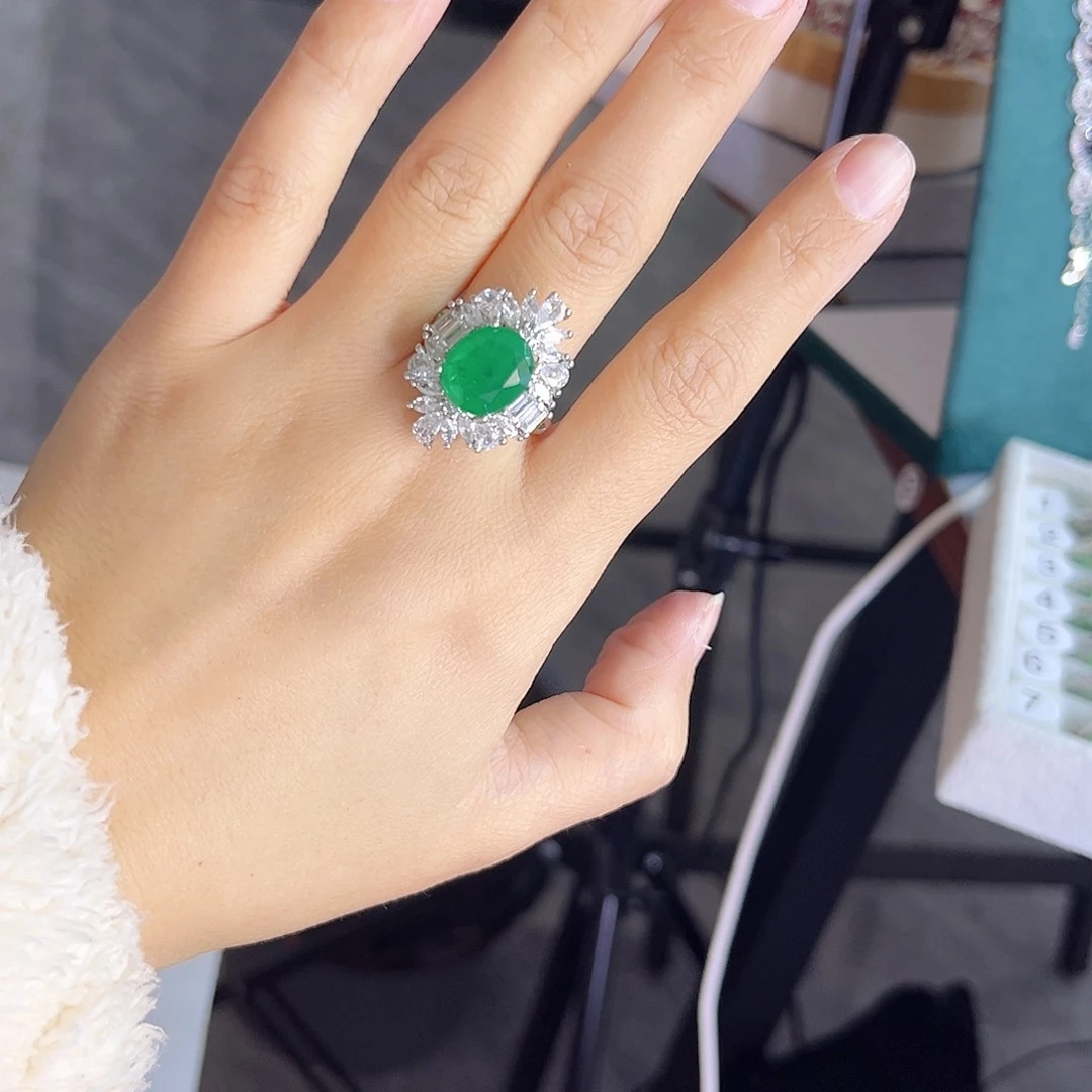 银S925镶嵌戒指祖母绿