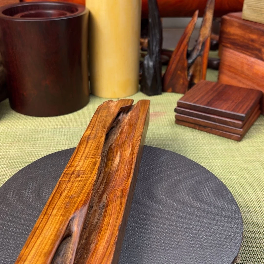 大果紫檀（缅甸花梨）雨**藤