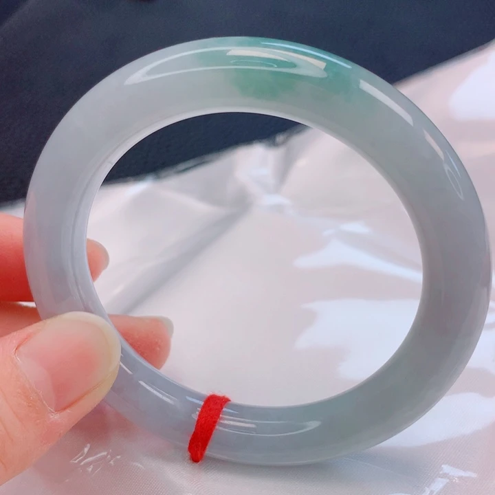 翡翠未镶嵌手镯（圆镯）55圈口