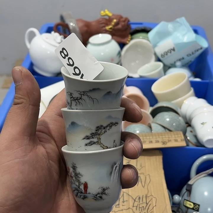 刚***嘚茶具默认微瑕瓷器、茶具、壶、摆件，介意勿拍