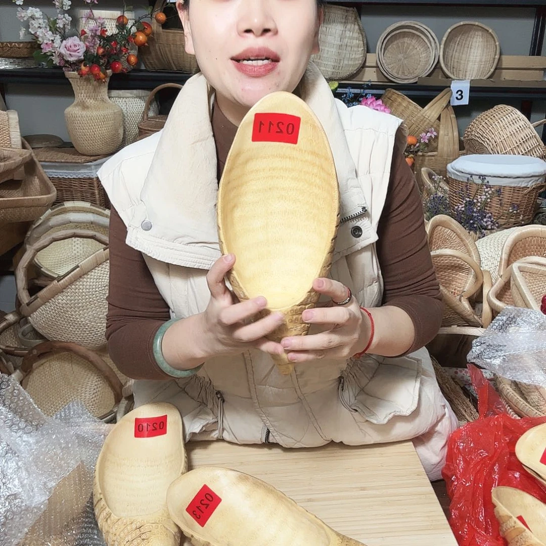 ****窝木直播间0211。。。。。