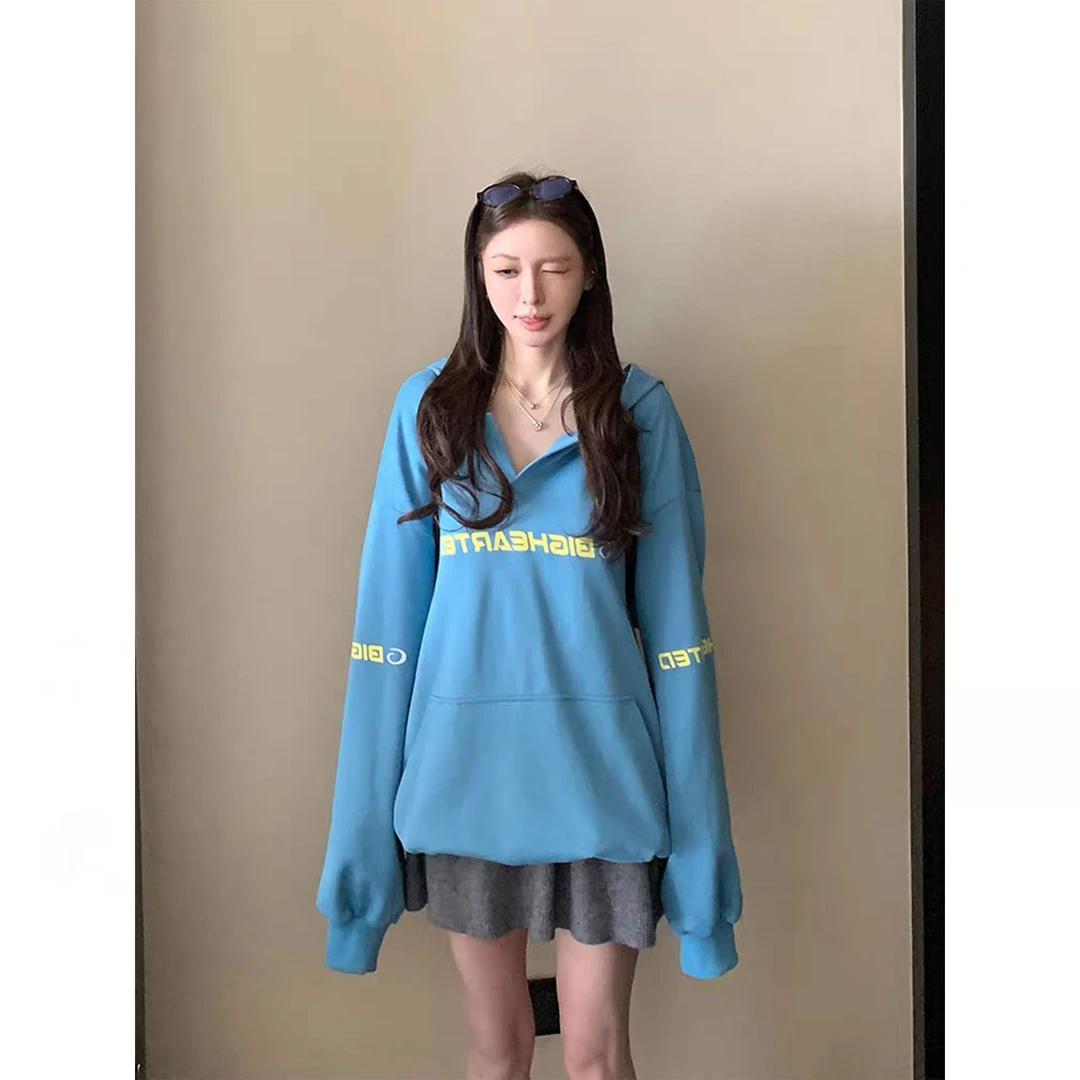 早秋季新款韩系衣服章若楠同款蓝色字母印花撞色套头卫衣外套女