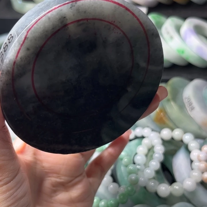 定制翡翠未镶嵌翡翠手镯