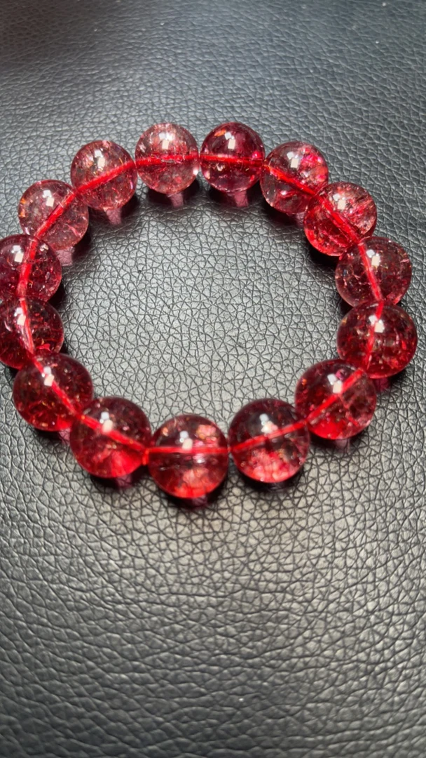 B 206  卡14红幽灵手链