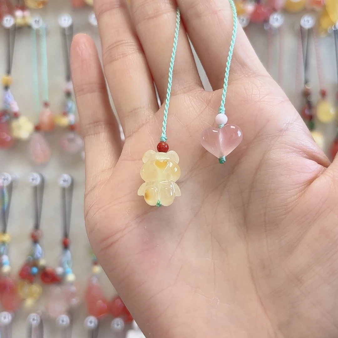 南红玛瑙未镶嵌吊坠(赠链)