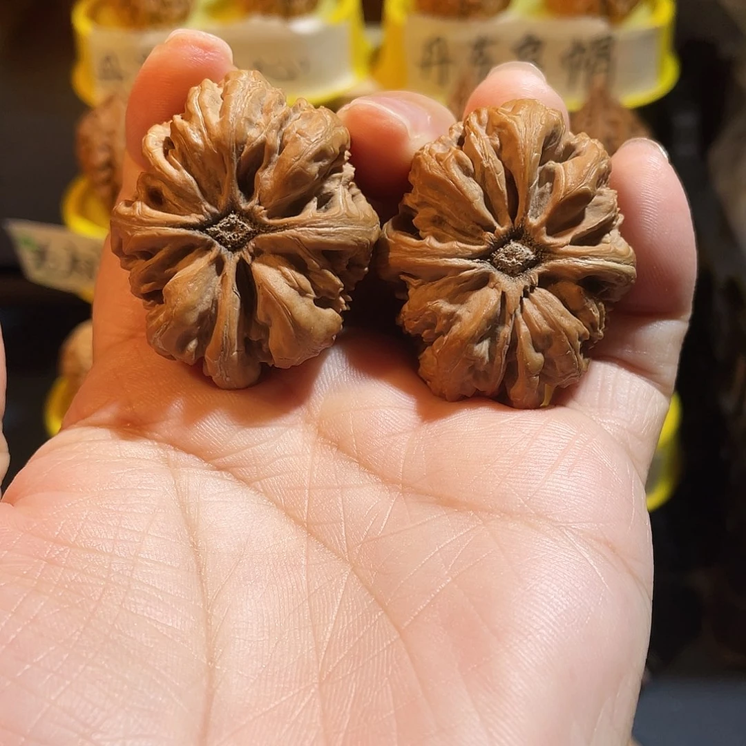 文玩核桃吊坠马蹄