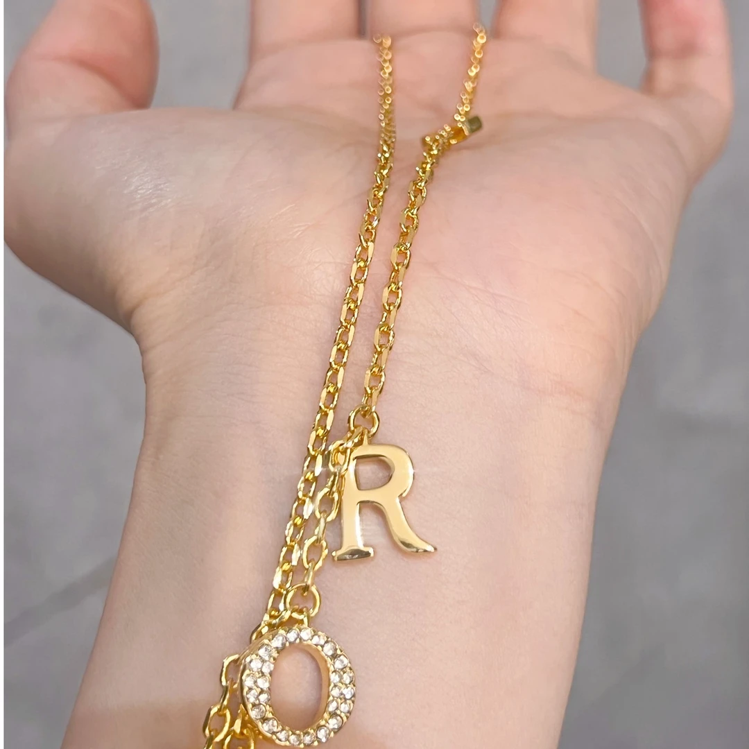 铜合金项链 镀K金 金色大字母项链轻奢小众高级感锁骨链