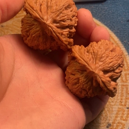 吊坠桃核全品南疆45