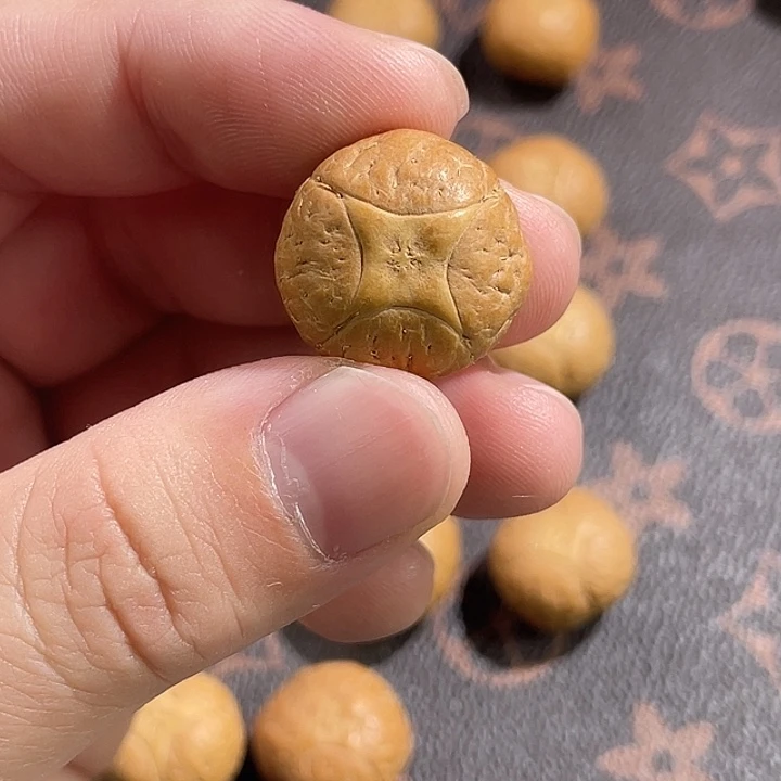 孫***˶手串凤眼菩提尼泊尔小凤眼