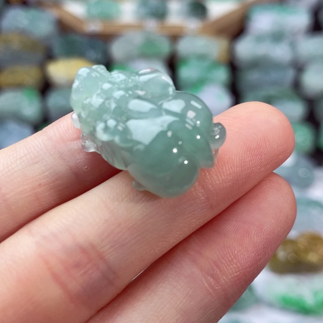 翡翠未镶嵌颈饰天然