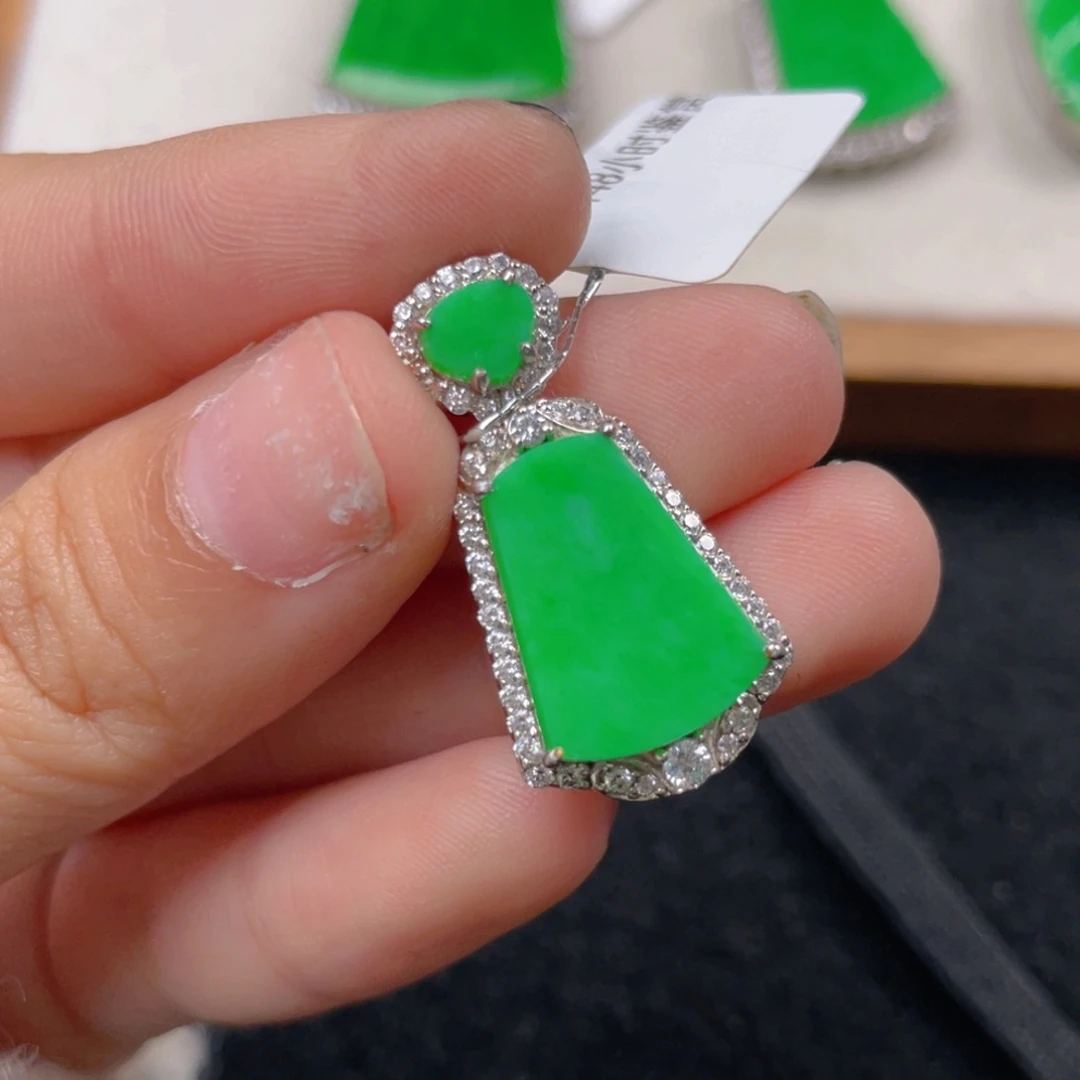 翡翠颈饰银S925镶嵌g vv b b b b