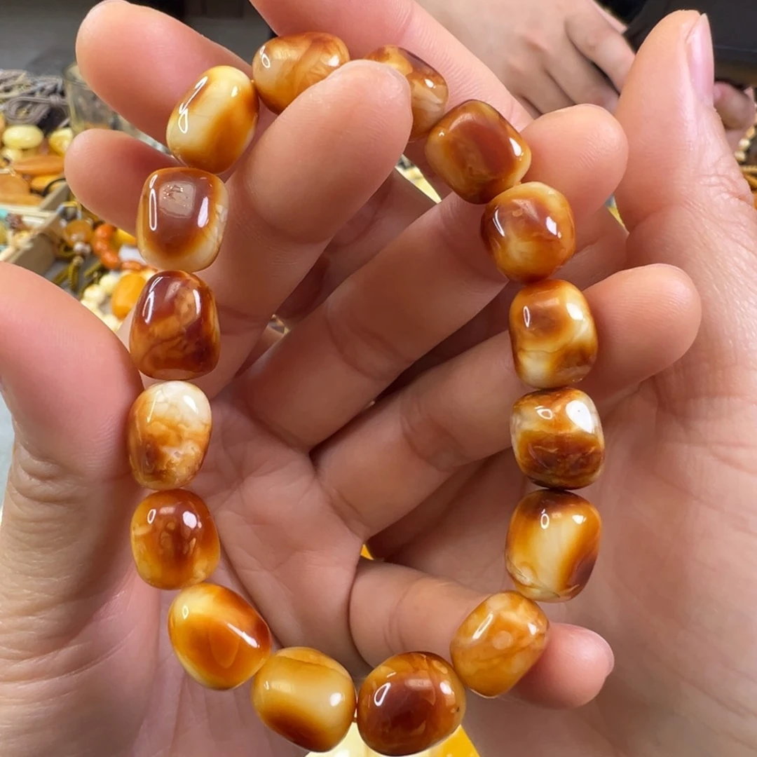 蜜蜡裸石未镶嵌蜜蜡