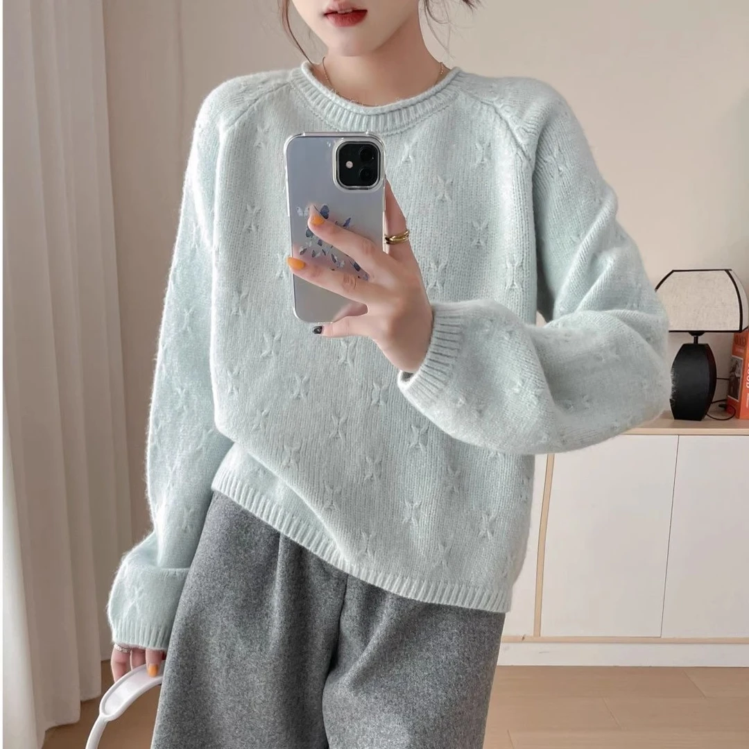 韩系高级感立体钩花圆领套头毛衣女秋冬新款宽松慵懒风针织衫打底