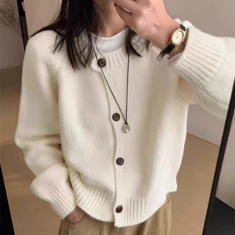 韩系温柔软糯圆领羊毛针织开衫女装秋冬新款宽松慵懒羊毛衣 3291