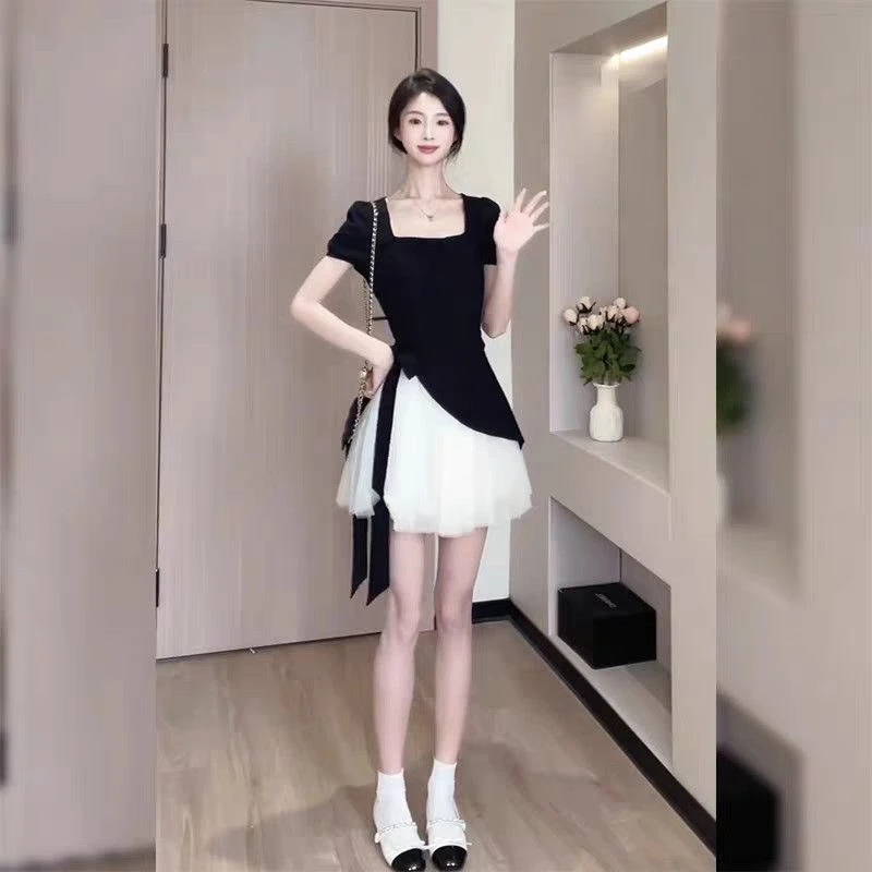 2025夏季撞色褶皱收腰设计感裙气质时尚连衣裙D1662