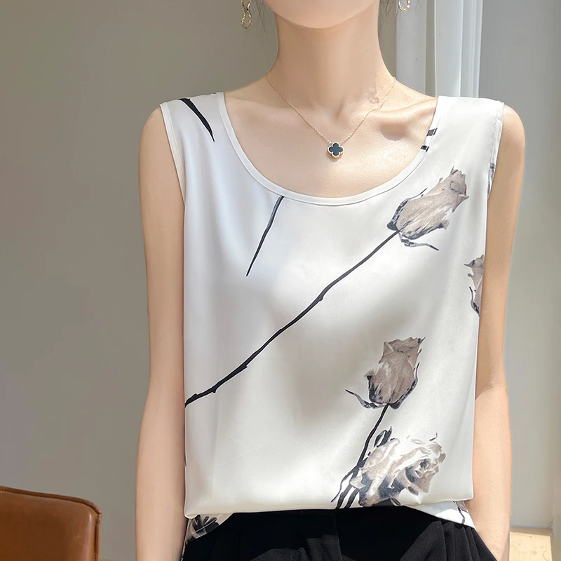 2025夏季新款高端气质印花吊带背心女士外穿打底缎面V领上衣