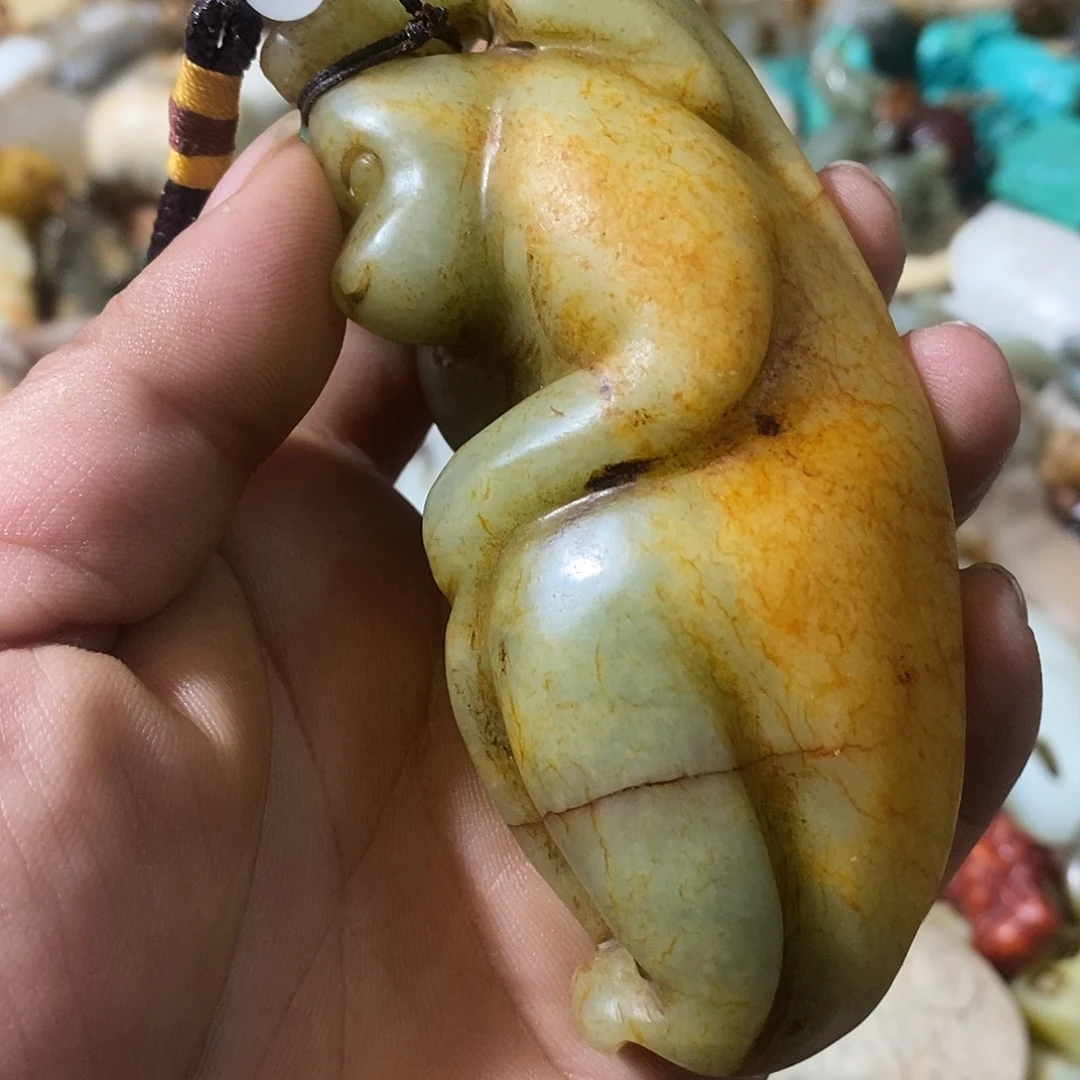 和田玉（糖玉）未镶嵌挂件