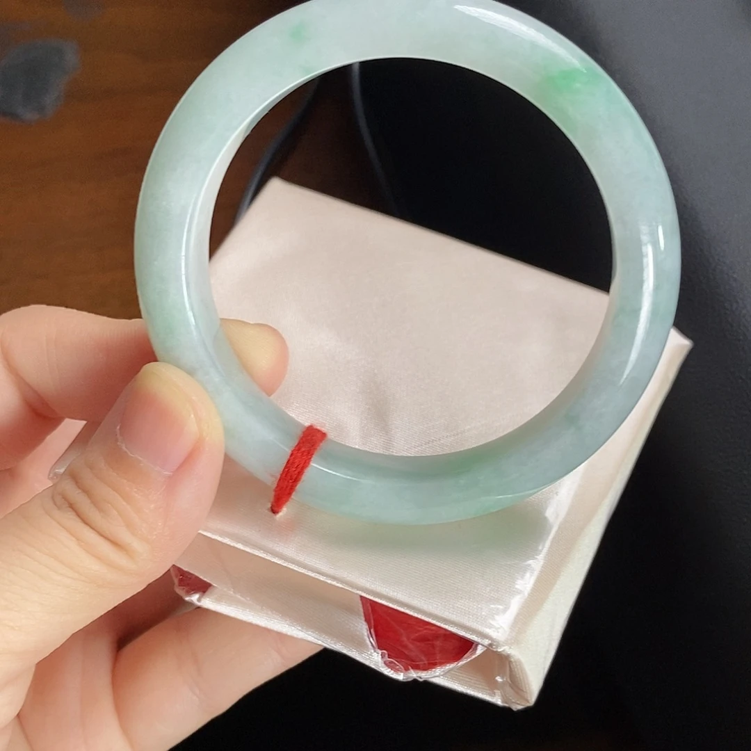 未镶嵌手镯翡翠58圈