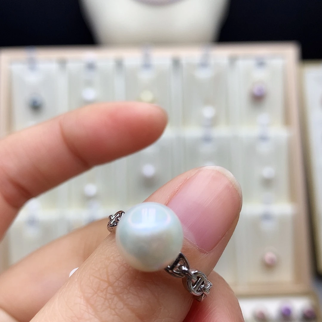 淡水珍珠合金颈饰