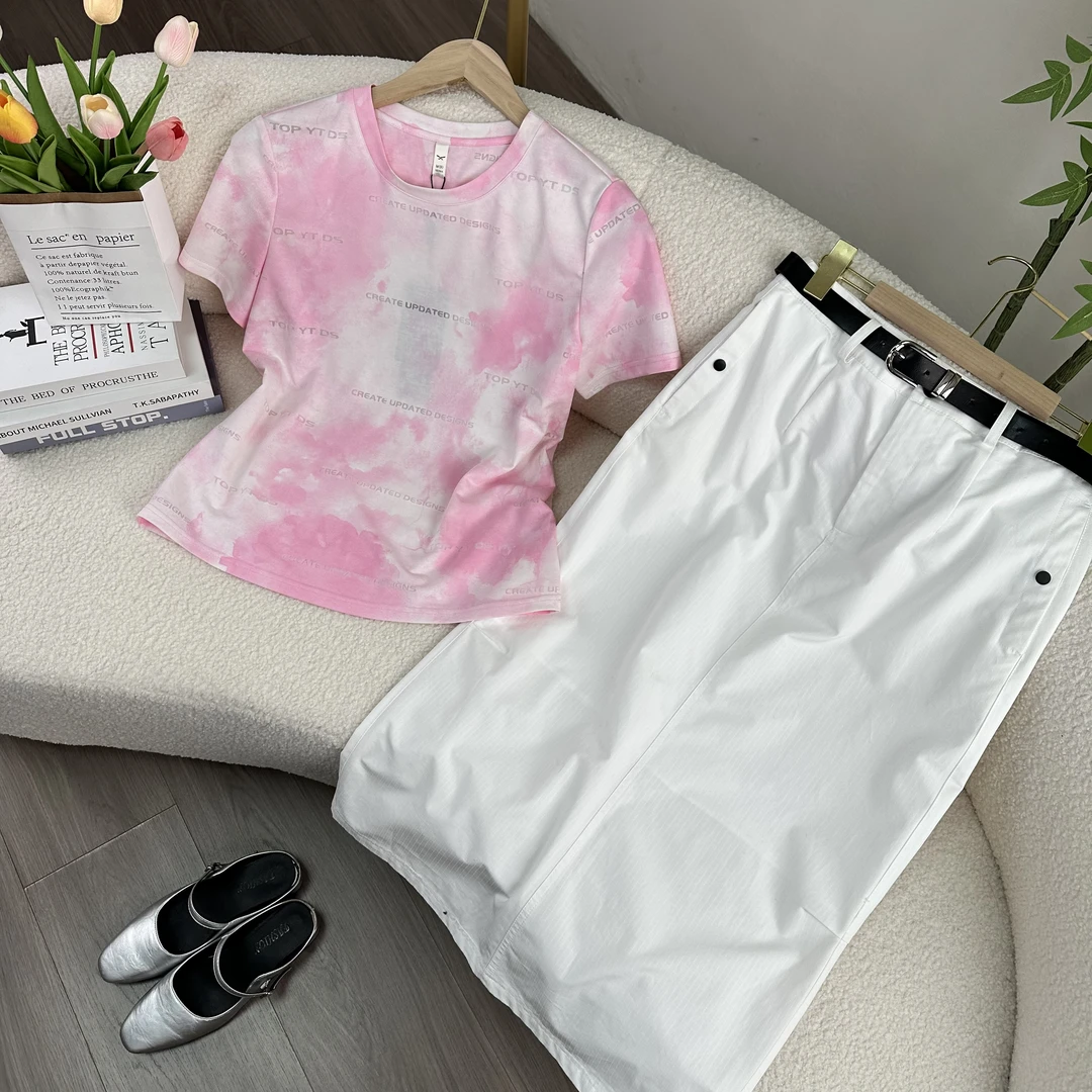 T293夏款时尚设计款圆领运动两件套套裙DM4