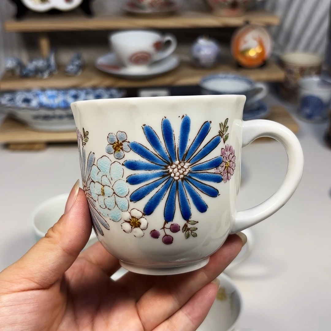 陶色绘游 马克杯。