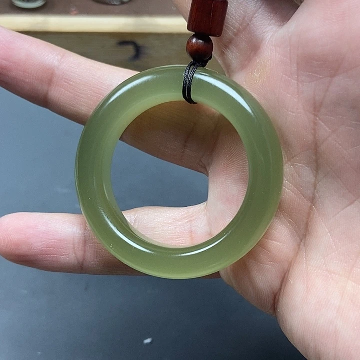 和田玉（糖玉）未镶嵌挂件