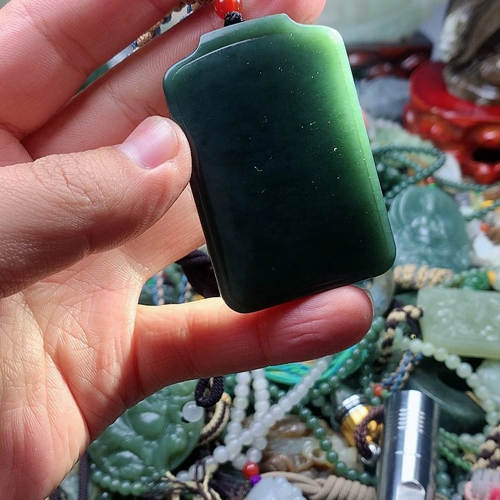 未镶嵌和田玉挂件