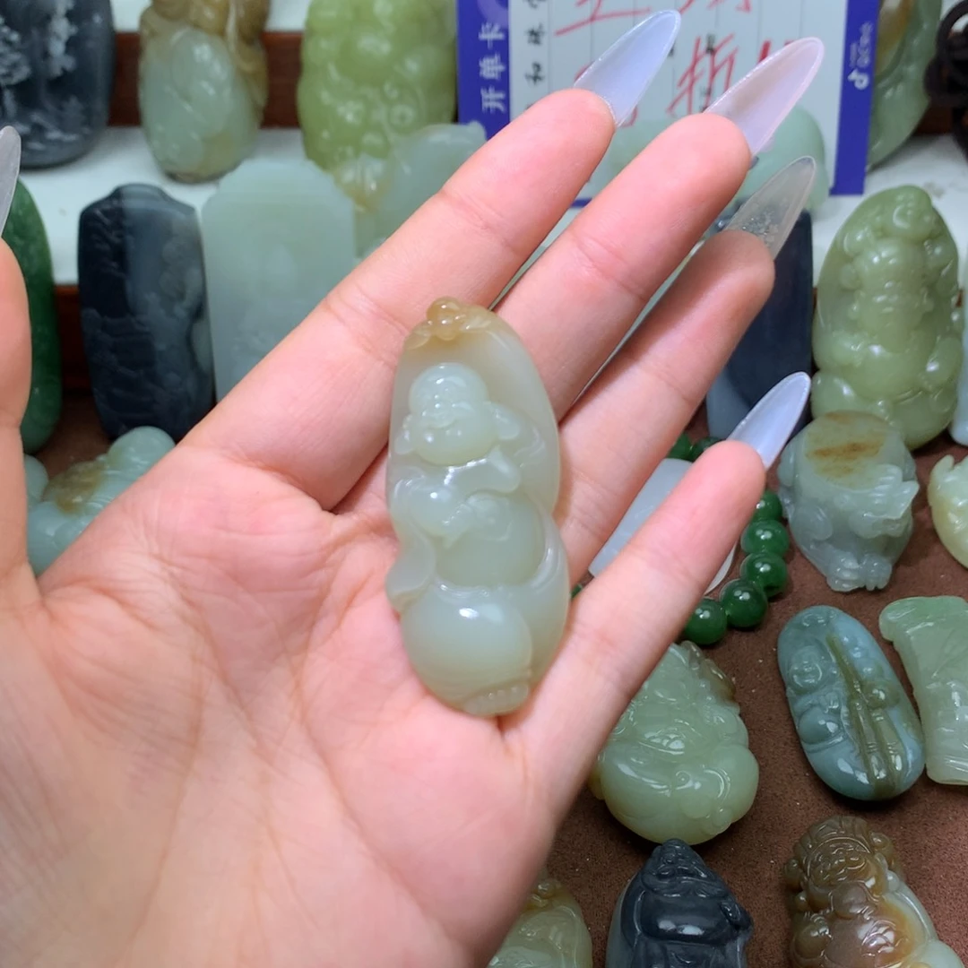 和田玉未镶嵌吊坠(不含链)