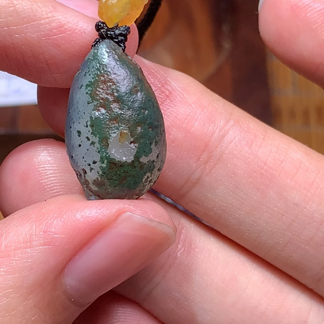 未镶嵌颈饰玛瑙/玉髓