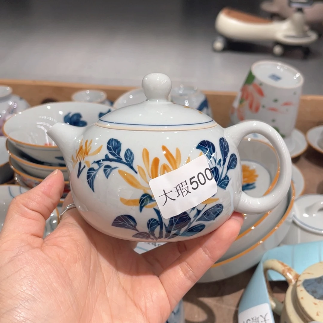 釉下手绘茶具微瑕