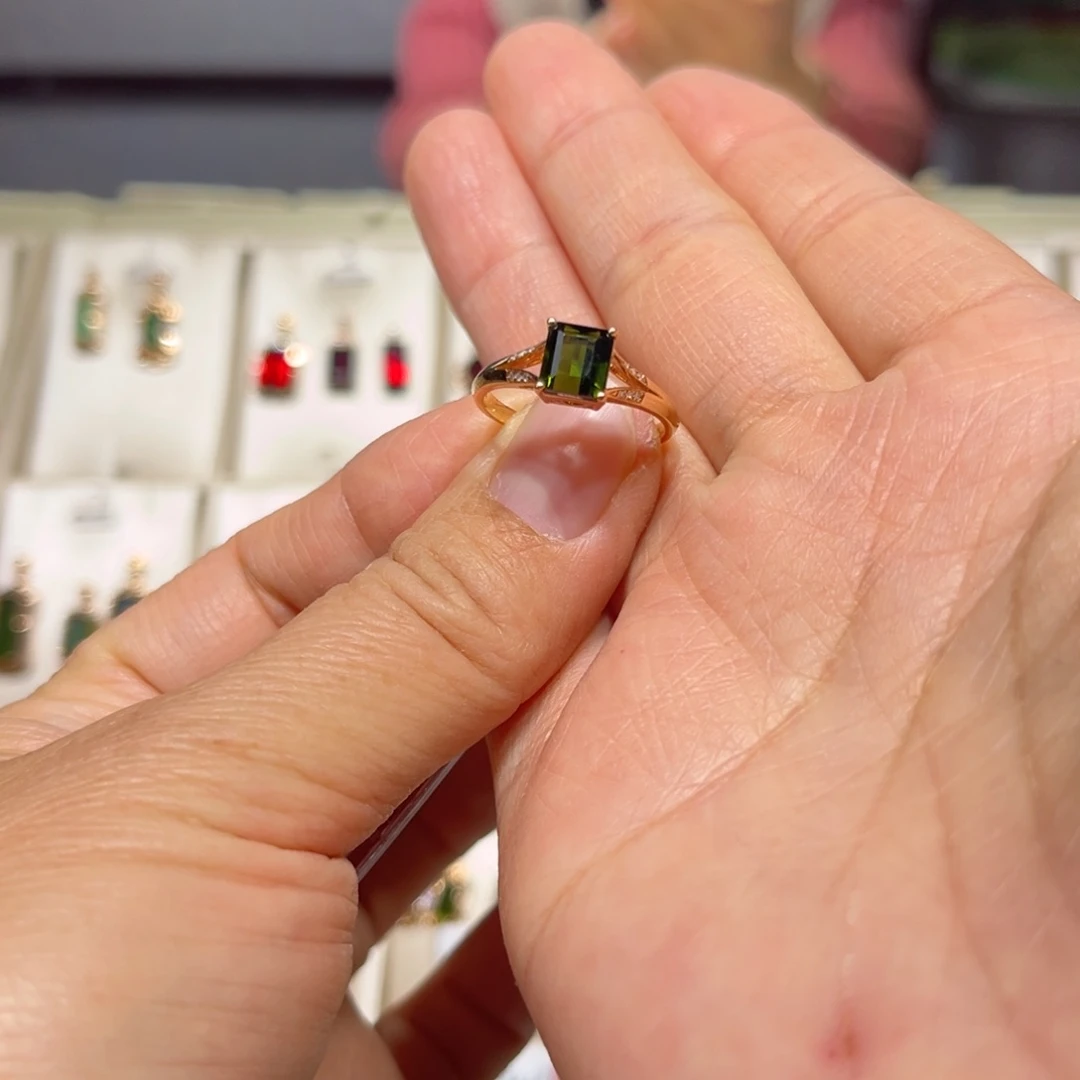 碧玺戒指18K金镶嵌@****友