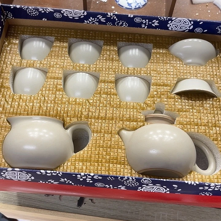 孤品茶具套装等。