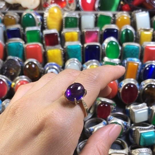 琉璃合金复古设计风格