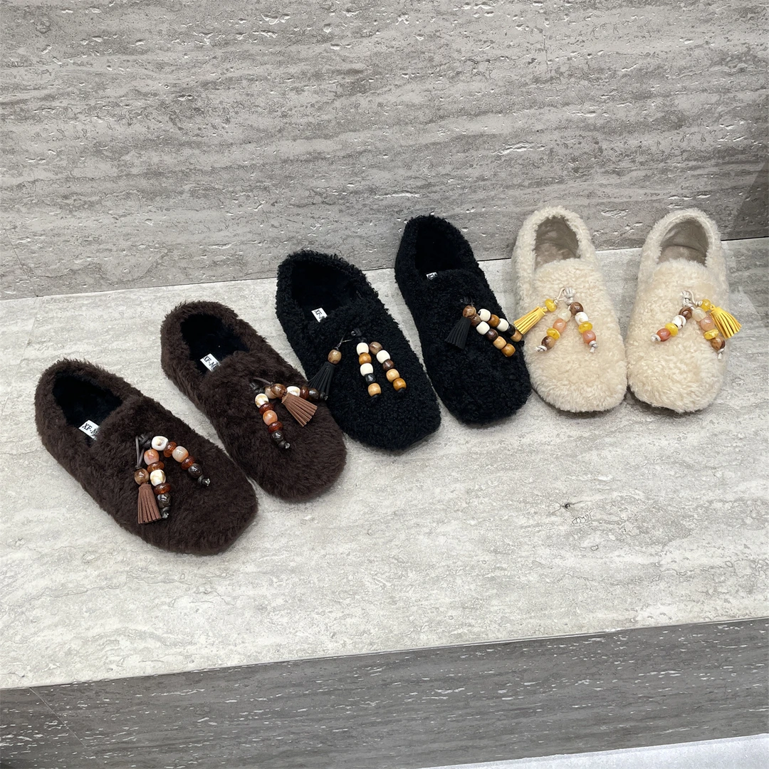 XFMD欧洲站2025冬款真皮女鞋百搭时尚加绒保暖羊毛平底豆豆毛毛鞋