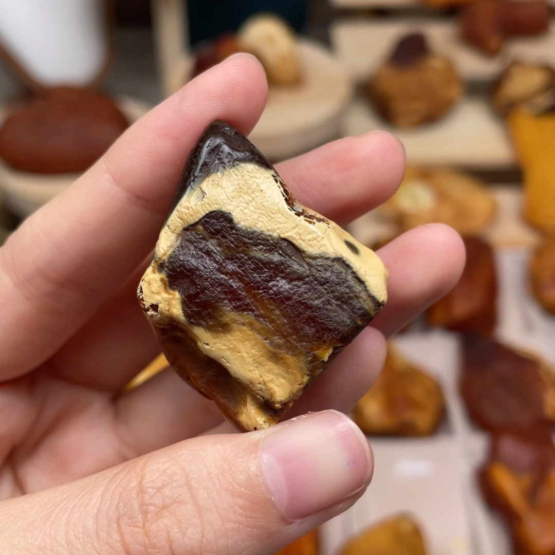 未镶嵌琥珀珠宝奇石冬**至