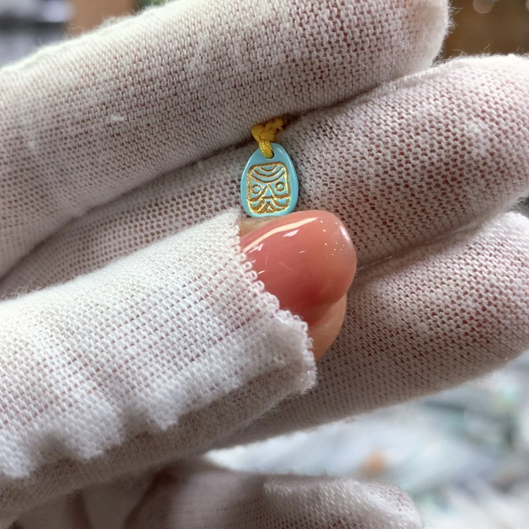 绿松石未镶嵌挂件