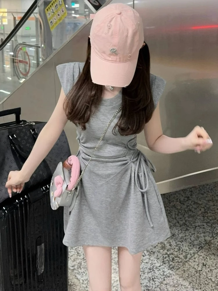 法式赫本纯欲风小飞袖连衣裙女夏季小个子系带收腰显瘦休闲短裙子