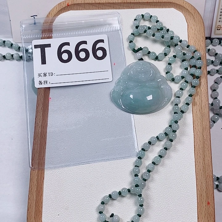 颈饰未镶嵌翡翠天然