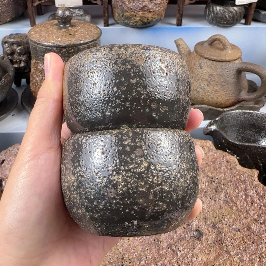 荥经黑砂窑变精品主人杯两只