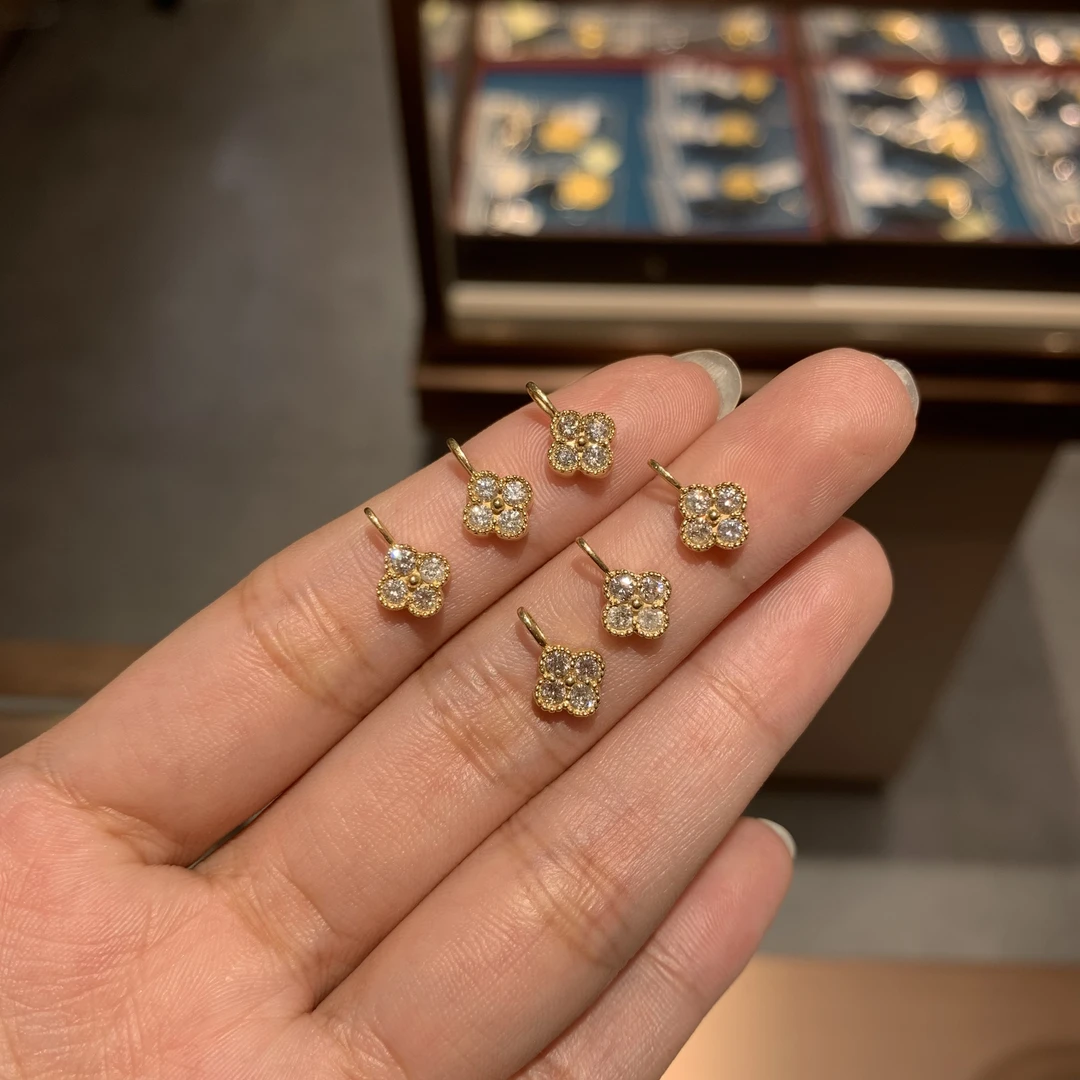 【清货价】WE97-18K钻石吊坠-多样性发其一|BZS5