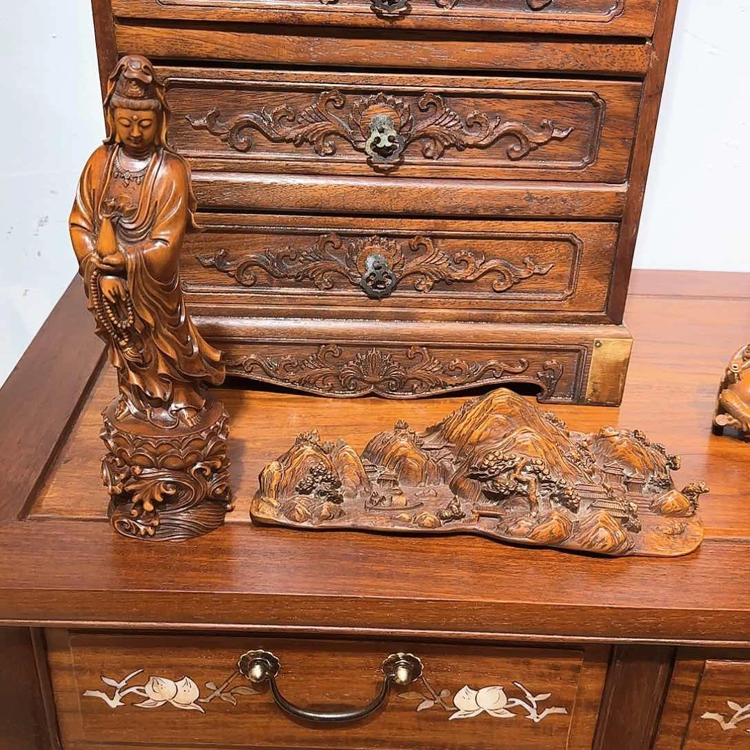 花梨木类黄杨木观音山水摆件