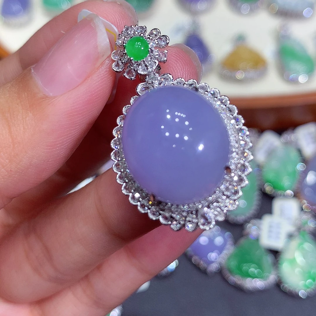 翡翠吊坠(不含链)18K金镶嵌