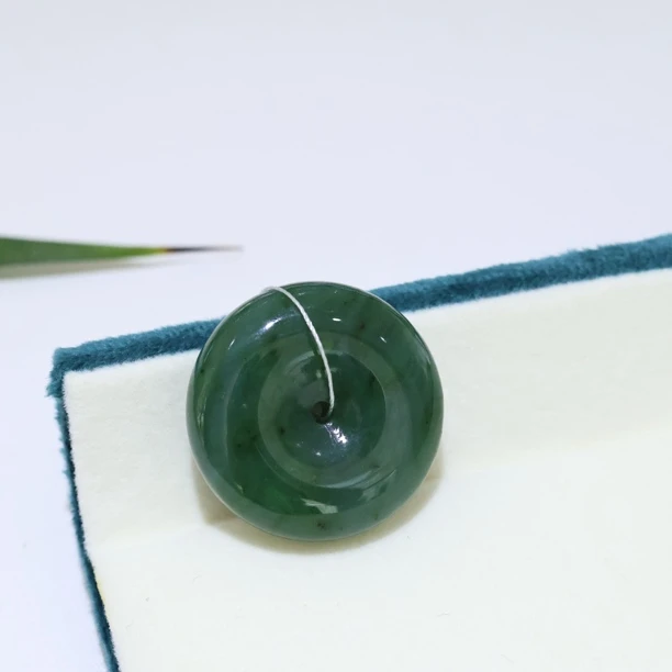 碧玉平安扣吊坠