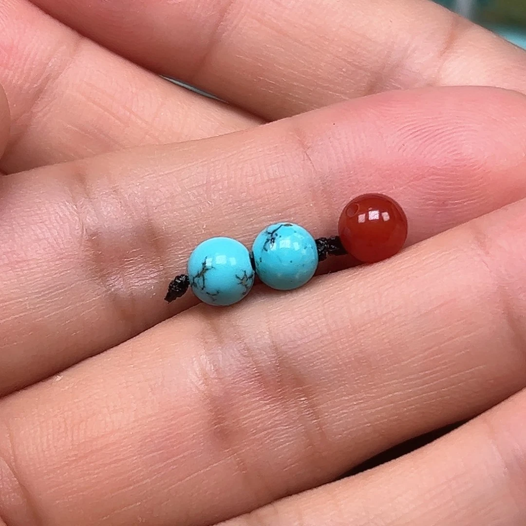 小***菊南红玛瑙未镶嵌珠宝奇石