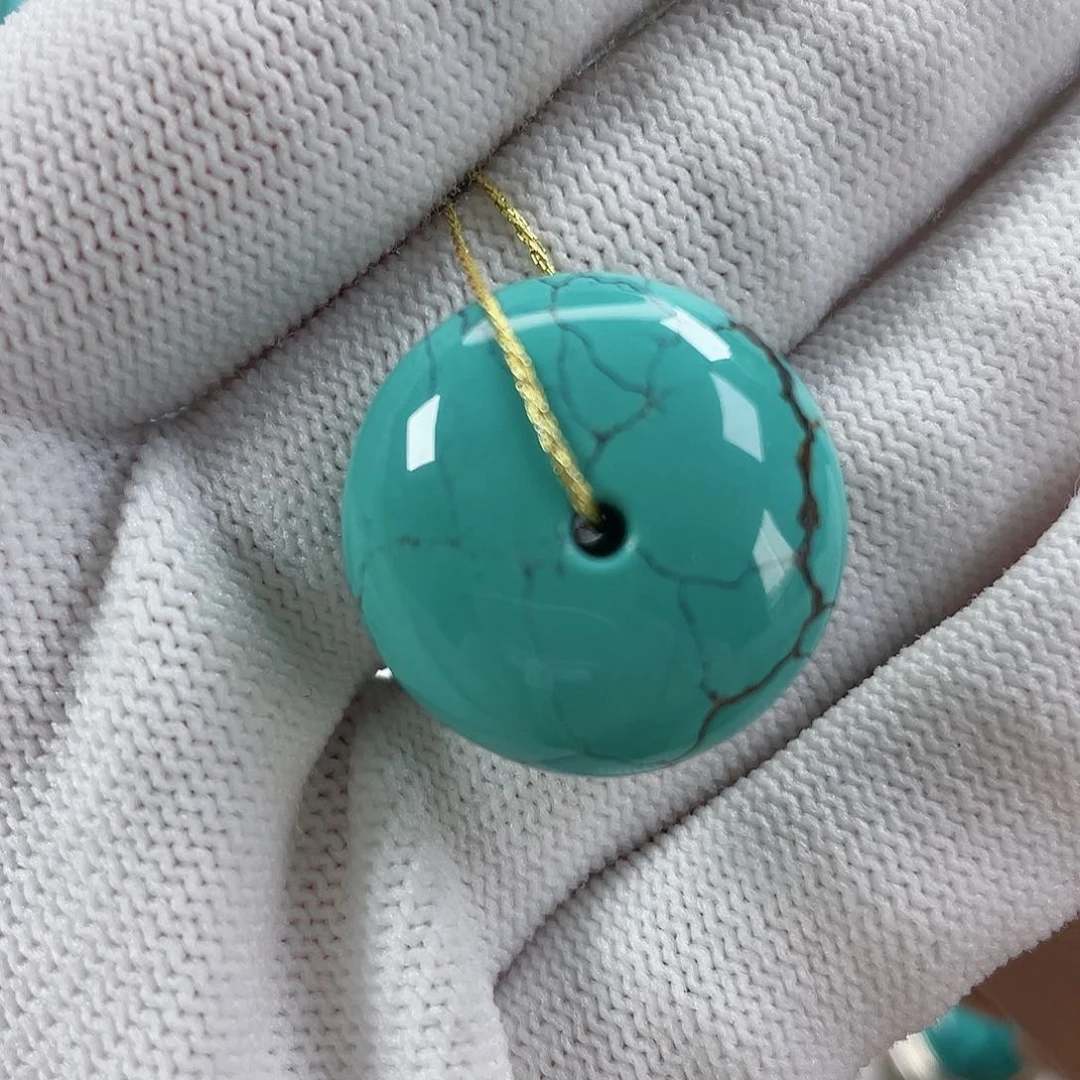 绿松石颈饰未镶嵌