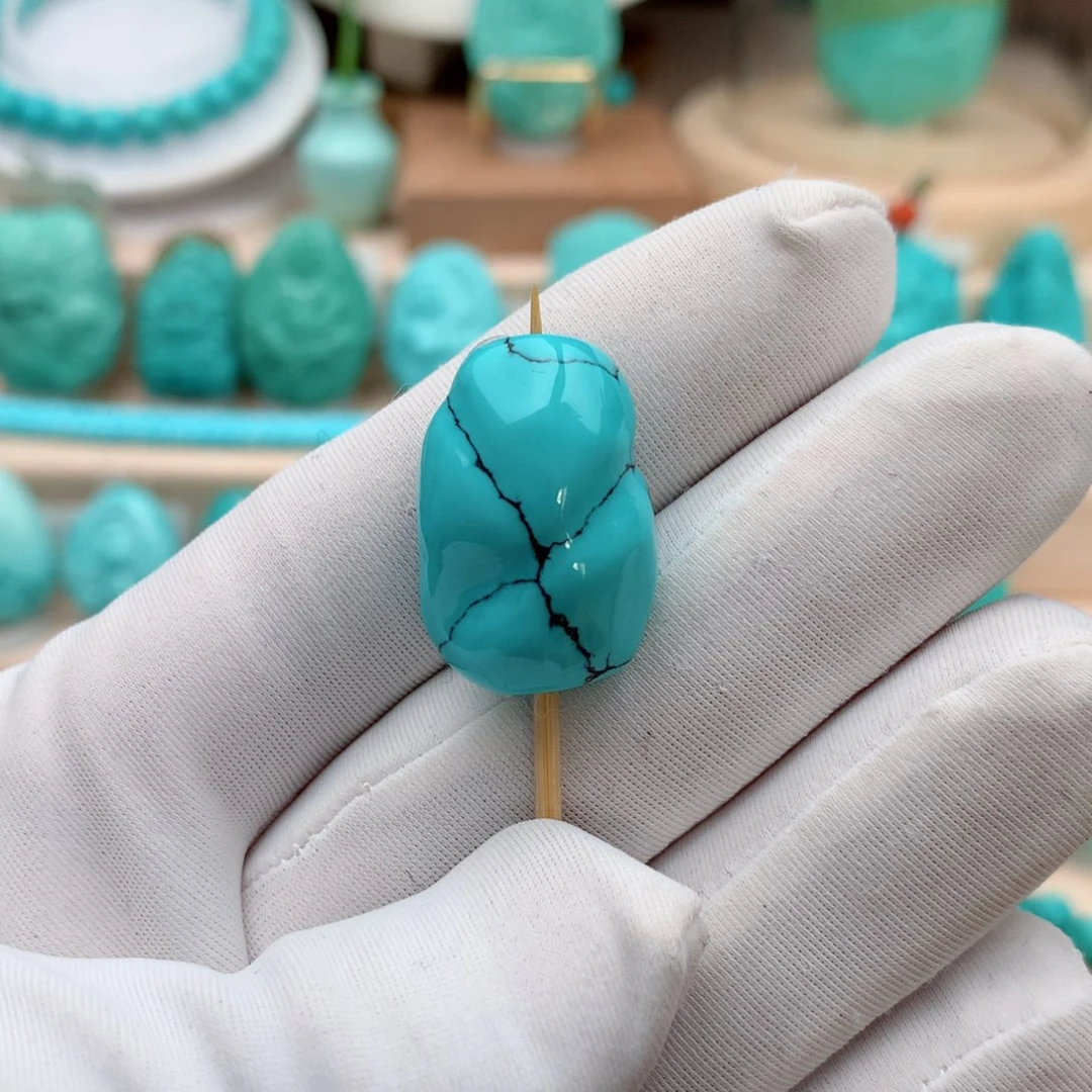 绿松石珠宝奇石未镶嵌重：8.35克