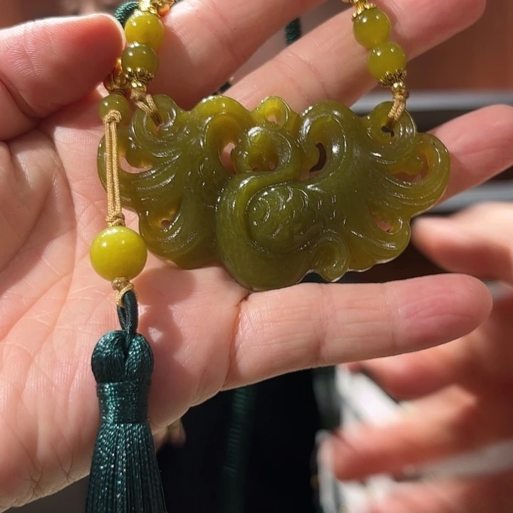 岫玉未镶嵌毛衣链